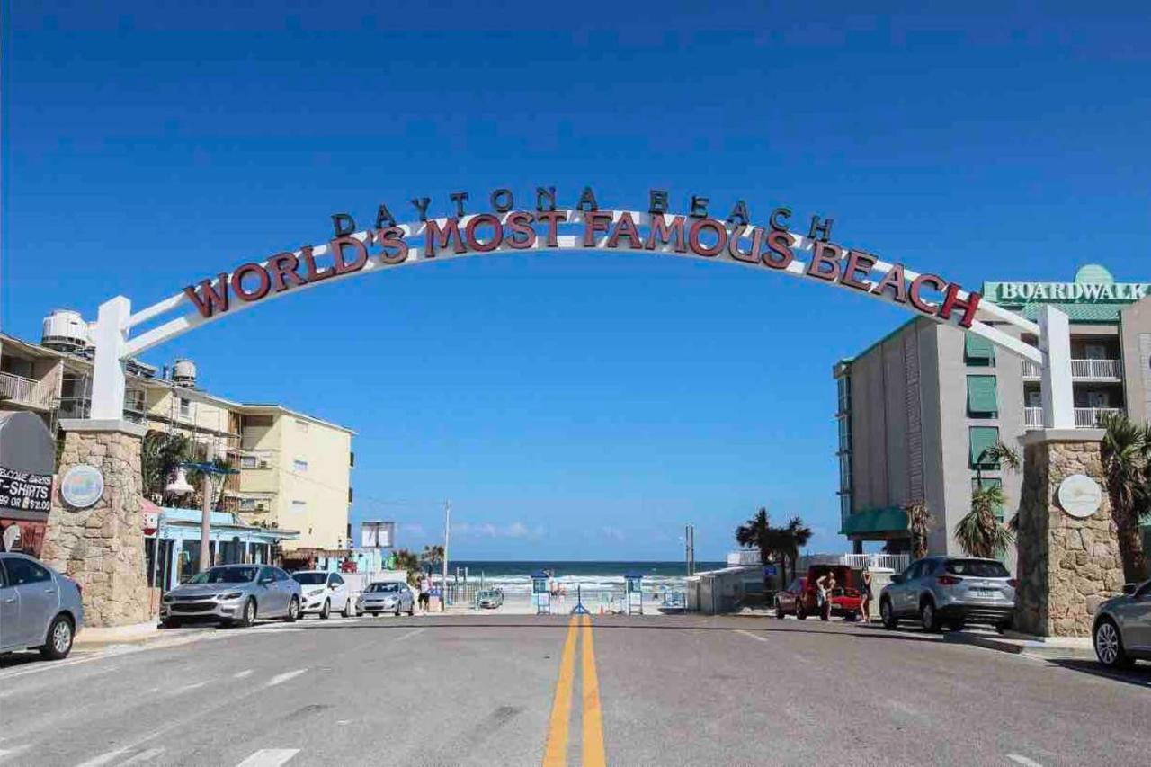 Daytona * Daytona Beach